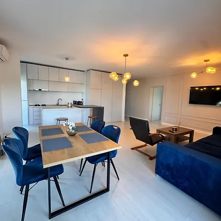 Authenticity Apartment *