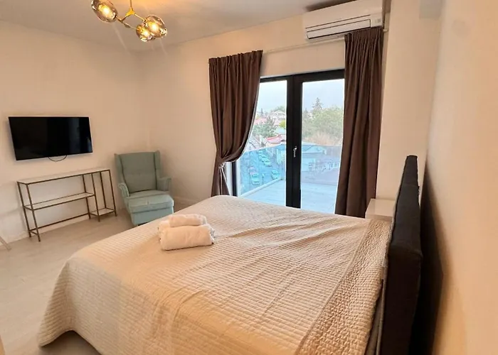 Authenticity דירה קריובה